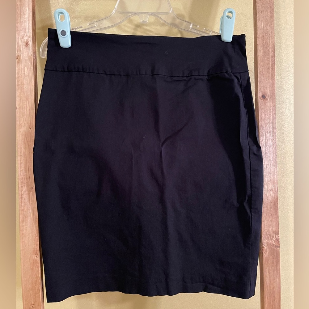 Alfani Size 10 pencil skirt